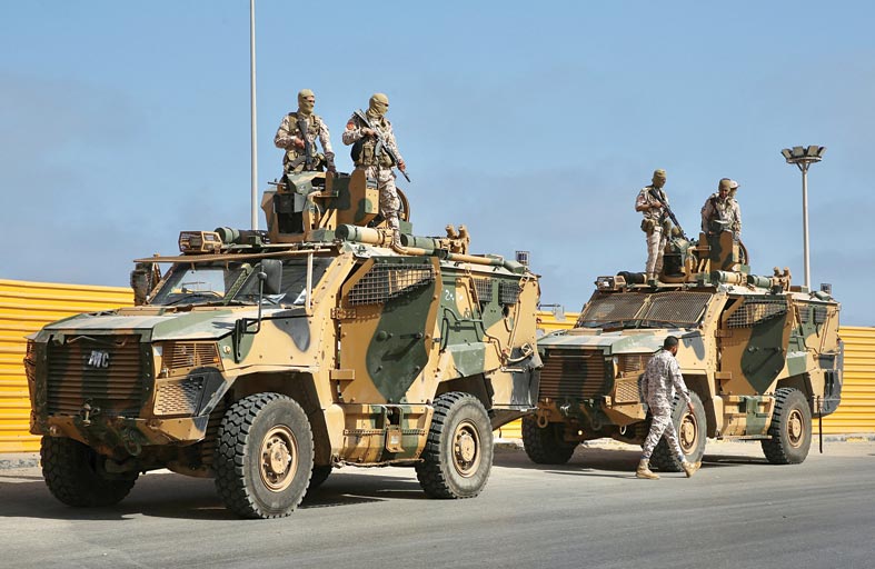 باشاغا يغادر العاصمة الليبية بعد اشتباكات مسلحة