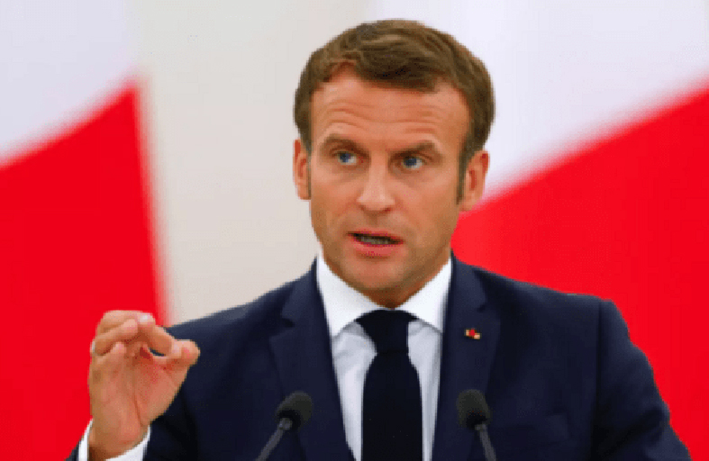 ماكرون يعترف: الجيش الفرنسي عذب وقتل علي بومنجل 