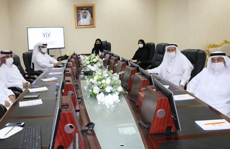  لجنة شؤون الأسرة باستشاري الشارقة تناقش مبادراتها لبناء أسري متماسك ومستقر