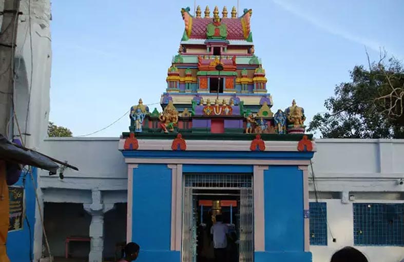 «معبد التأشيرة» في الهند يمنح تذاكر للحلم الأميركي 