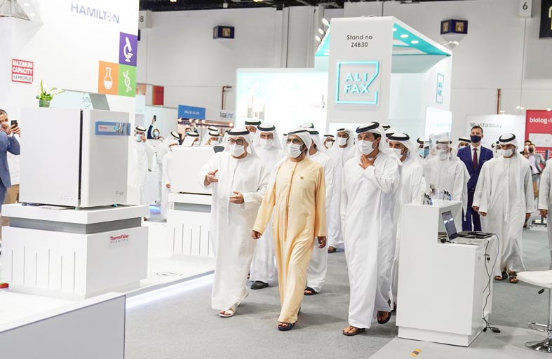 محمد بن راشد : صحة المواطن والمقيم والزائر أمانة وواجب نوفر كل الضمانات للوفاء به على الوجه الأكمل