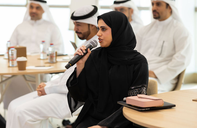 الإمارات تطلق البرنامج التدريبي للرؤساء التنفيذيين للذكاء الاصطناعي 