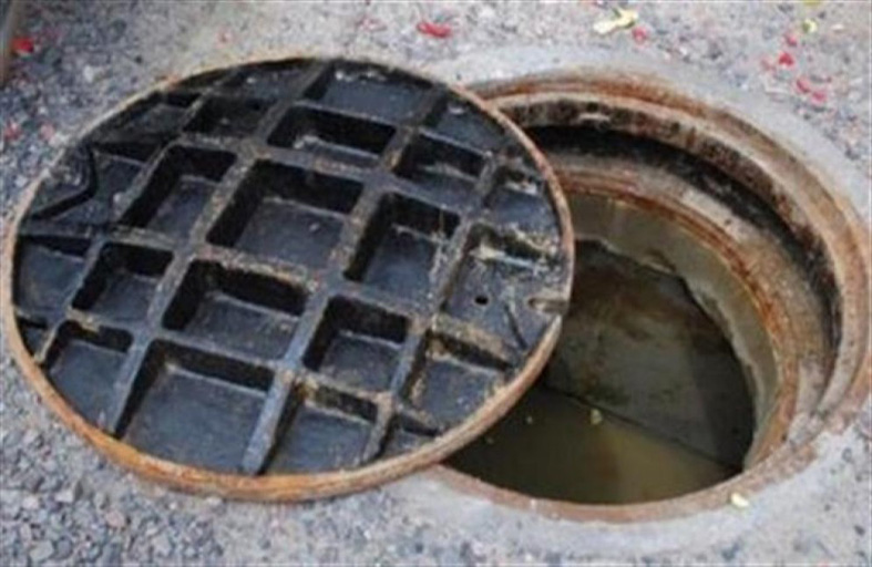 وفاة محزنة لطفلة في حفرة صرف صحي