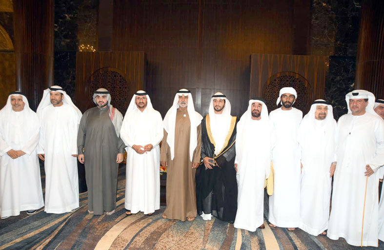 نهيان بن مبارك يحضر أفراح الظاهري وآل مكتوم 
