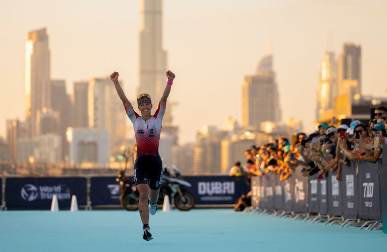 برنامج رياضي شامل لترايثلون تي 100 دبي بمشاركة عالمية ومجتمعية