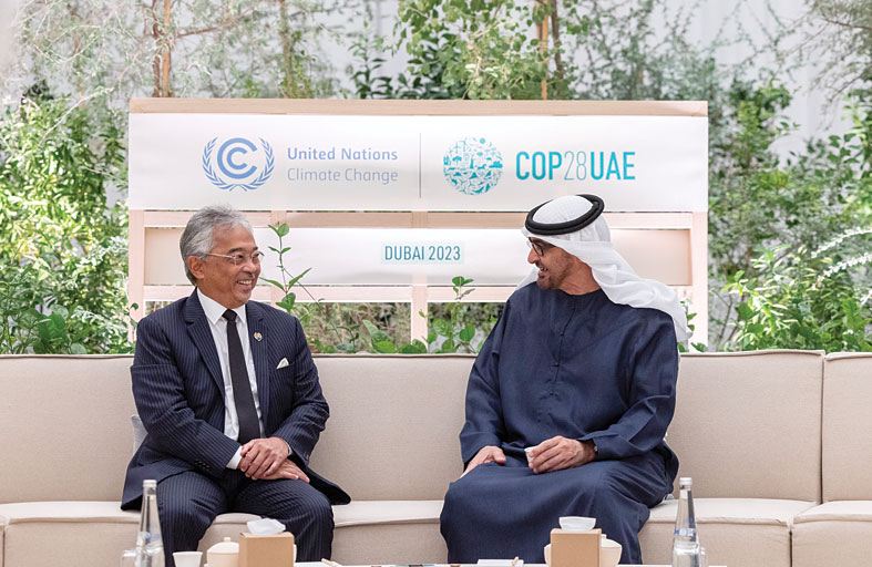 رئيس الدولة يبحث علاقات التعاون مع عدد من رؤساء الوفود المشاركين في كوب 28 