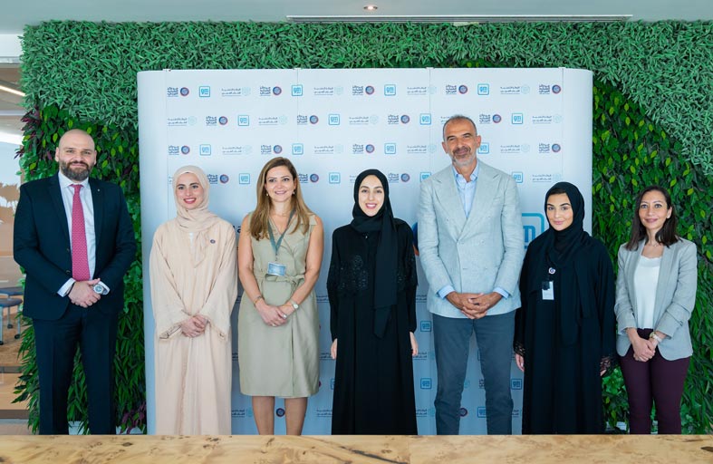 شراكة بين مركز الشباب العربي و«جنرال موتورز»