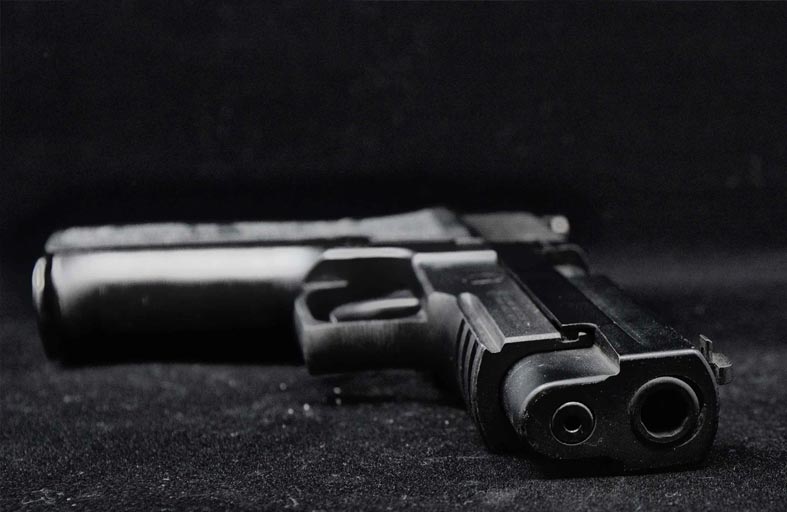 جريمة مروعة بسبب تعليق على «فيسبوك»