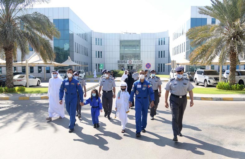 أكاديمية سيف بن زايد ومحمد بن راشد للفضاء ينظمان ورشة مهمة طموح زايد