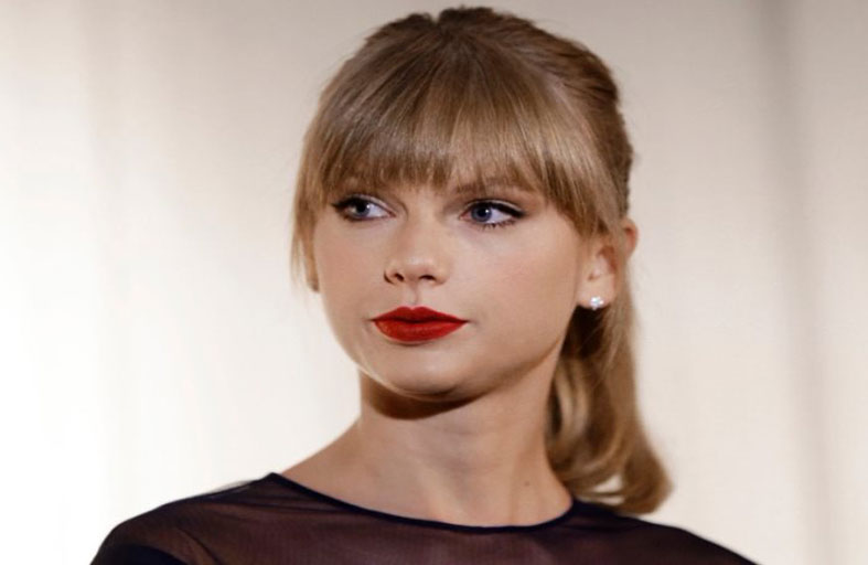 تايلور سويفت تتصدّر  مبيعات الألبومات 