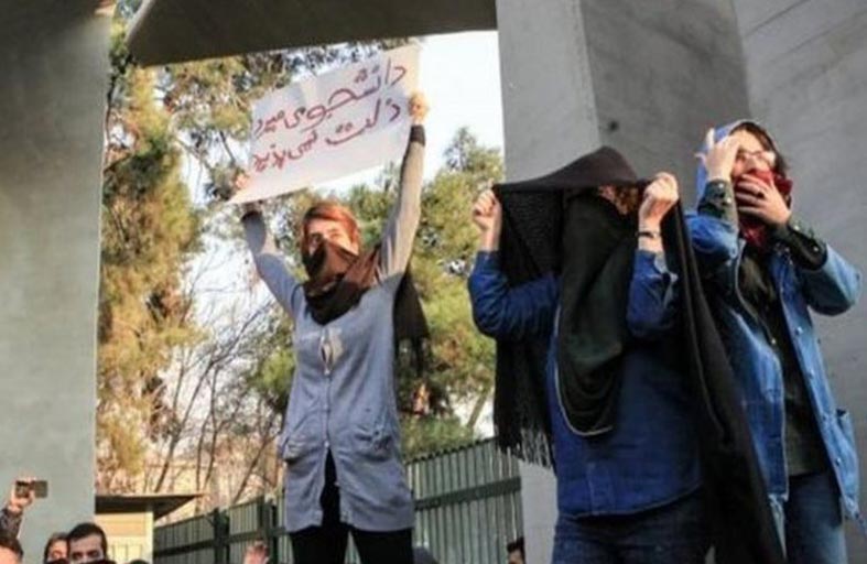 لماذا سيواجه النظام الإيراني سنة صعبة في 2022؟