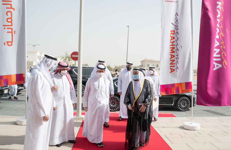 حاكم الشارقة يفتتح مركز الرحمانية التجاري