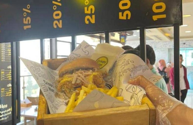 مطعم يطبق طريقة بيع فريدة.. الخصم حسب الوزن