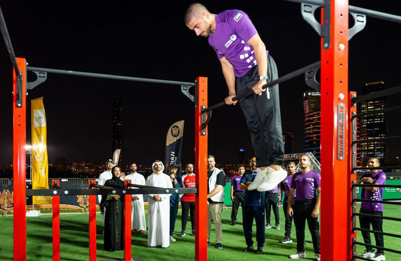 القافلة الرياضية لشرطة دبي تواكب « تحدي اللياقة 2025» بفعاليات يومية