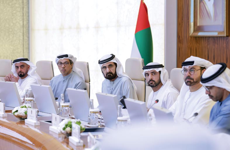 محمد بن راشد: الحكومة مستمرة في تسريع النمو وقادمنا الاقتصادي أقوى وأفضل  