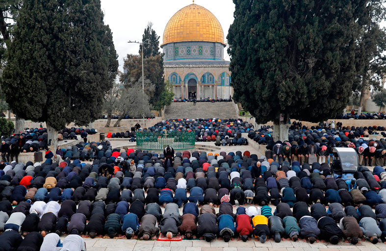 الخارجية الفلسطينية تدين اقتحام الأقصى 
