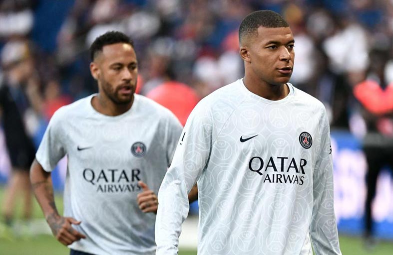 بعد جدل ركلات الجزاء.. الأنظار شاخصة نحو نيمار ومبابي 