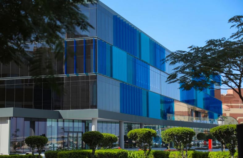 جامعة عجمان أول جامعة في الإمارات تنضم إلى عضوية شبكة الحرم الجامعي الدولي المستدام