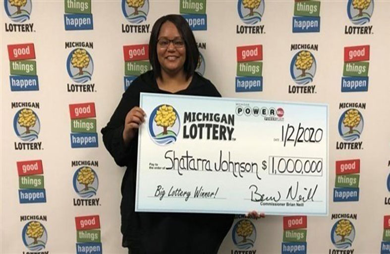 تربح مليون دولار بعد إصرار والدتها