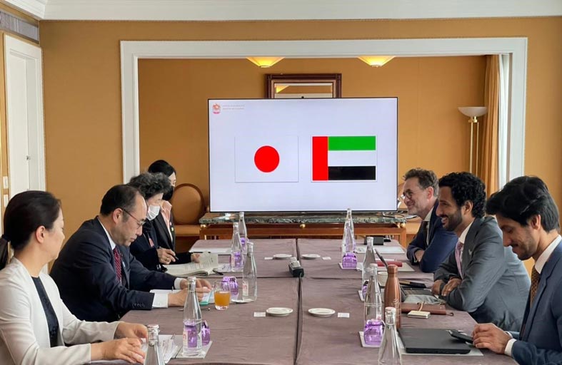 ابن طوق يبحث في جنيف مع 4 وزراء للتجارة تنمية شراكات جديدة وتعزيز آليات التعاون