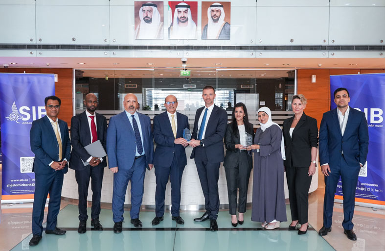 «الشارقة الإسلامي» يحصد جائزة “تقدير الجودة” 2025 من بنك جي بي مورغان العالمي 