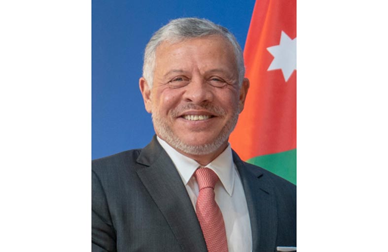 العاهل الأردني يدين العنف 