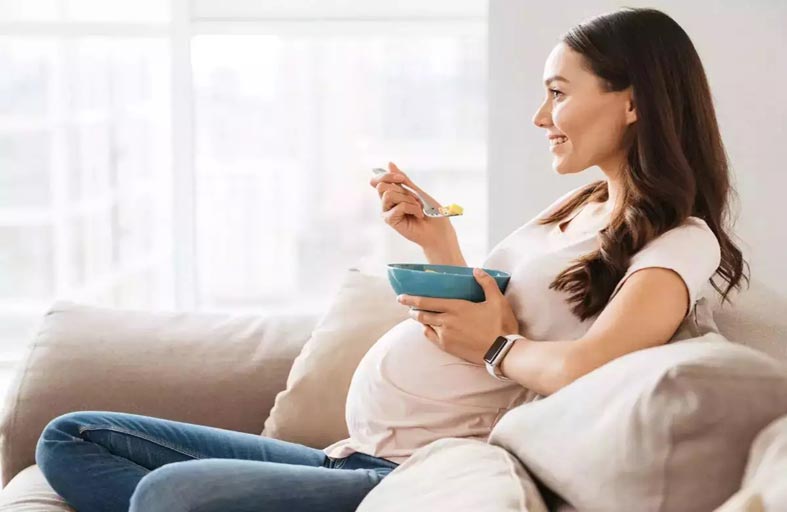 كيف يؤثر النظام الغذائي قبل وفي أثناء الحمل على الطفل؟