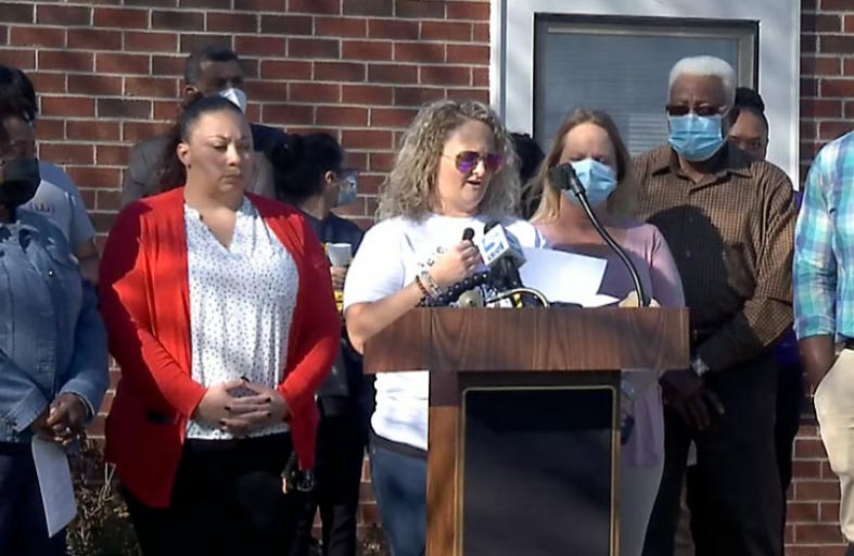 مزاد وهمي للعبيد في مدرسة أمريكية