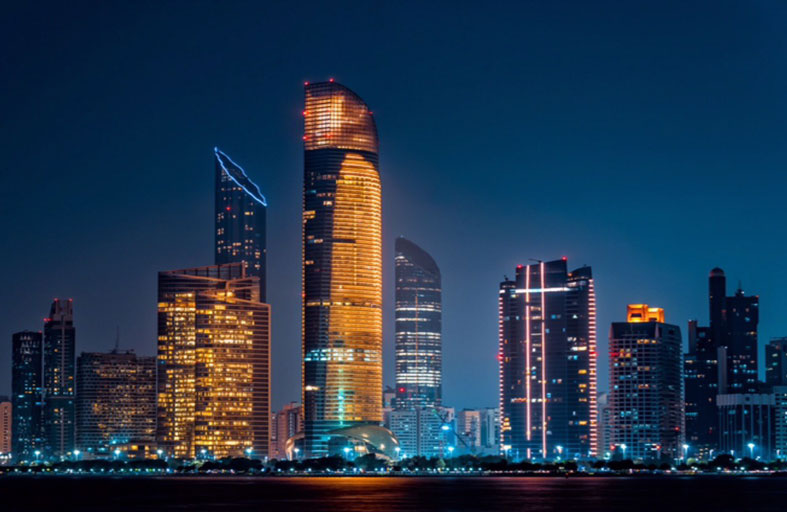 8.3 مليار درهم فائض الميزان التجاري غيــــر النفطي لأبوظبي خــلال 2019