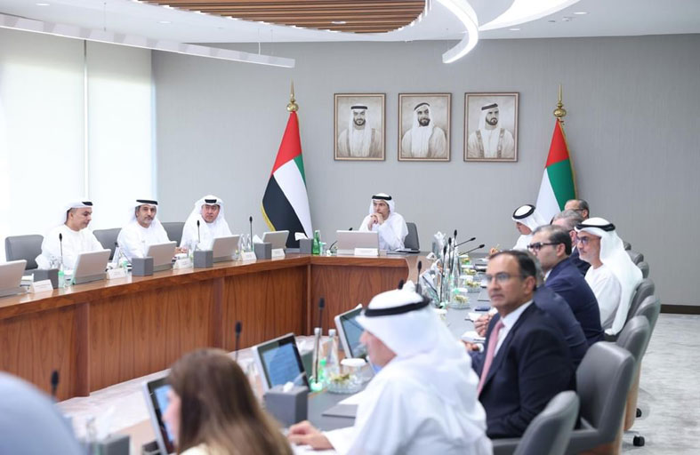 «المصرف المركزي» يبحث مع البنوك آليات تعزيز تنافسية القطاع المالي