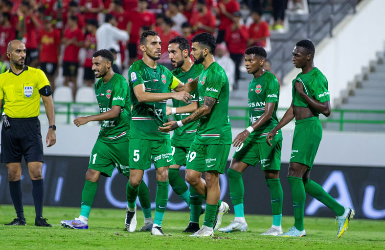 الجولة التاسعة من دوري أدنوك للمحترفين.. صراع الصدارة يتواصل ، وركلتي جزاء تنقذان الشارقة والوصل 