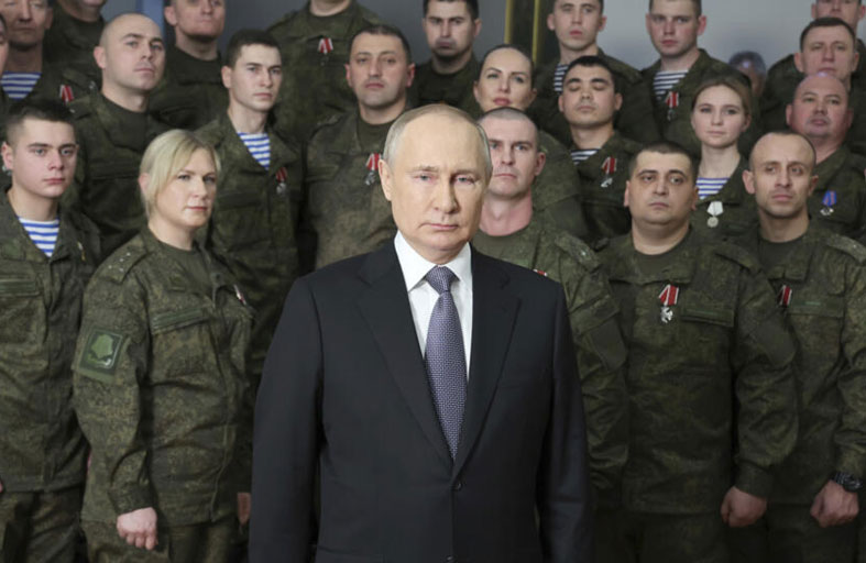 الحربُ مِصعدٌ اجتماعي للروس القادمين من الطبقة الفقيرة ...