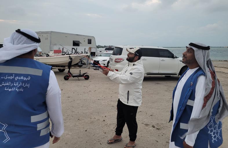 بلدية مدينة أبوظبي تنفذ حملة توعوية بشأن متطلبات التخييم والفعاليات في البر