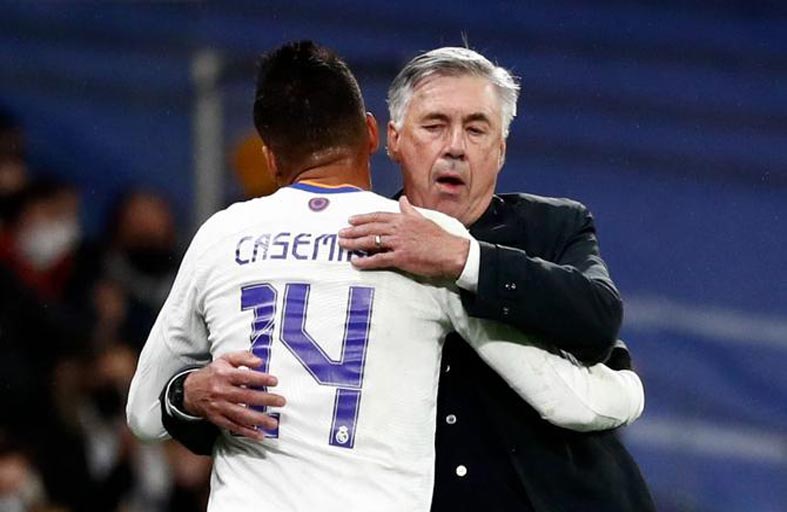 أنشيلوتي يؤكد رغبة كازيميرو في اختبار «تحد جديد» 