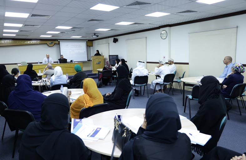 انطلاق دورة علم المكتبات والمعلومات في مركز جمعة الماجد