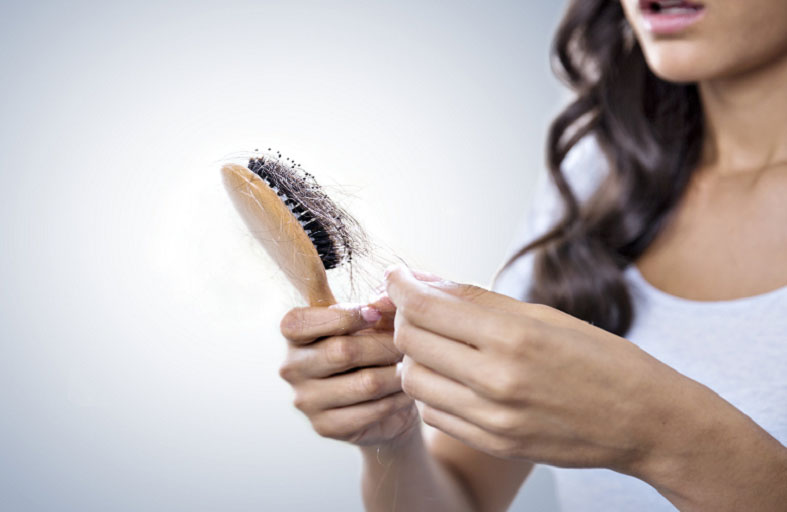 استراتيجية جديدة لعلاج تساقط الشعر المزمن دون آثار جانبية كبيرة