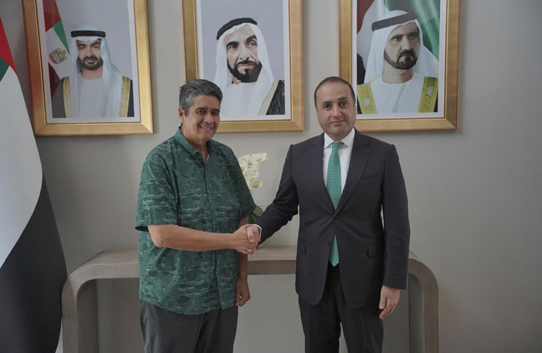 سفير الإمارات لدى الفلبين يلتقي رئيس جمهورية بالاو