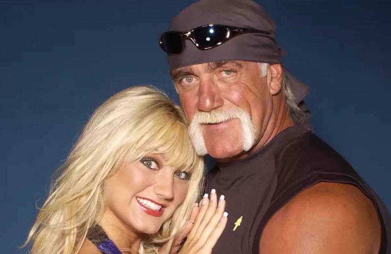 لماذا غابت بروك هوغان عن جنازة والدها؟ 