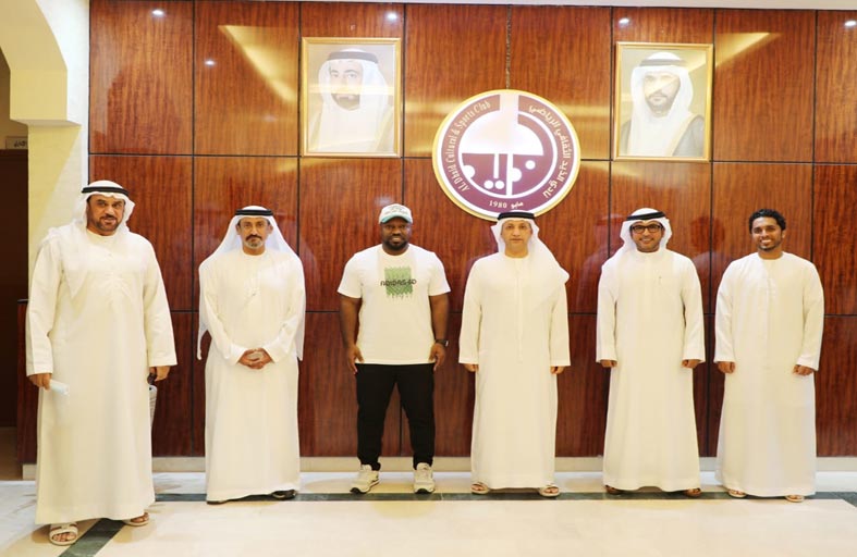 نادي الذيد يجدد عقد مدربه ومساعد مدربه لفريق كرة القدم لموسم مقبل في حضور ابن هويدن والخاطري