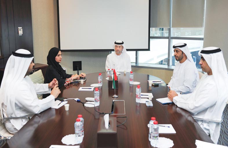 «هيئة الرياضة» واتحاد الريشة الطائرة يبحثان سبل تطوير اللعبة 