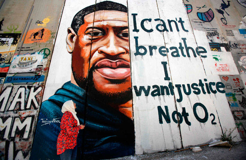 فلويد يتحول إلى رمز وعائلته تطالب بتحقيق العدالة  