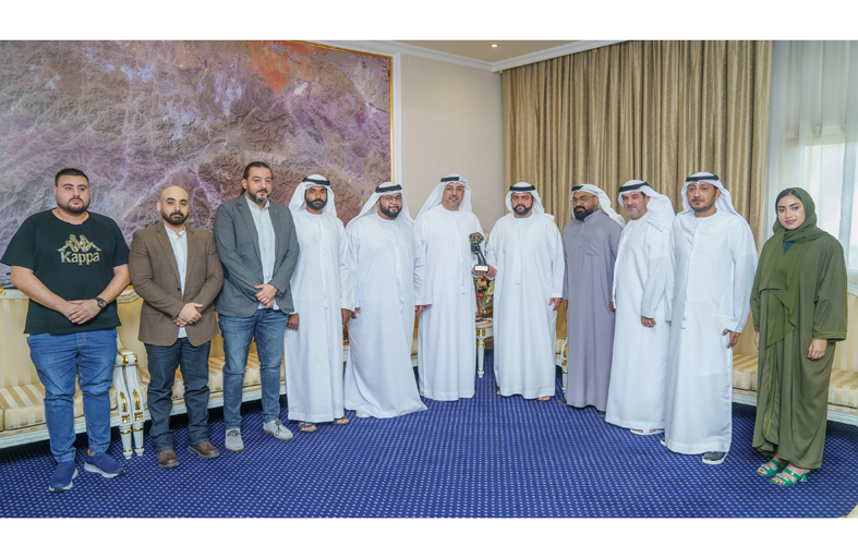 محمد الشرقي يلتقي وفد أكاديمية الفجيرة للفنون الجميلة ويهنئهم بفوزهم بـ 4 جوائز في مهرجان الإسكندرية الدولي للمسرح