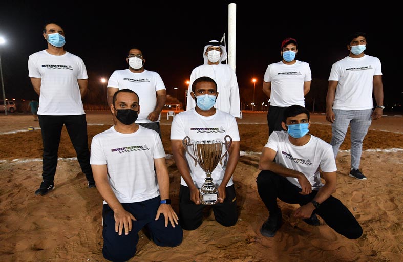 قائد عام شرطة رأس الخيمة بالإنابة يشهد ختام مسابقة الكرة الطائرة ضمن فعاليات الأنشطة الرياضية للمنطقة الأمنية