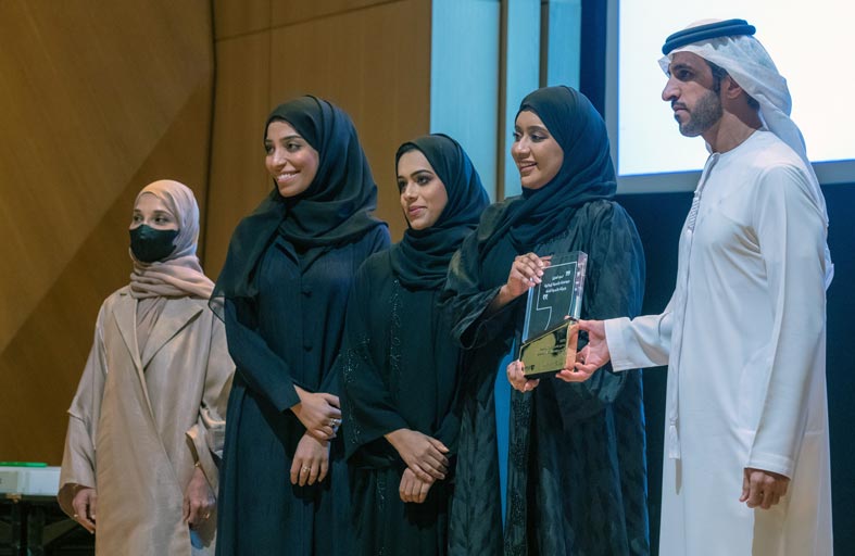 مخيم «المواطنة الرقمية» يختتم أنشطته بتخريج منتسبيه