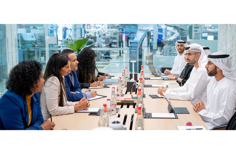 وفد حكومي من سيشيل يتعرف على النماذج المبتكرة لعمل حكومة الإمارات