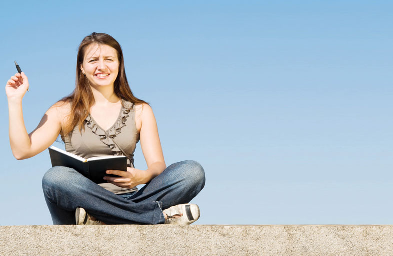 تدوين الملاحظات بالقلم أفضل  من كتابتها على الكمبيوتر