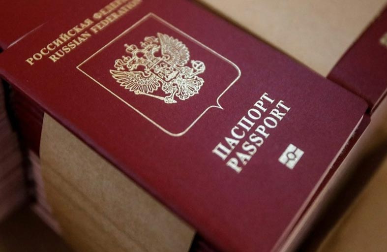 روسية تكتشف زواجها من مصري دون علمها