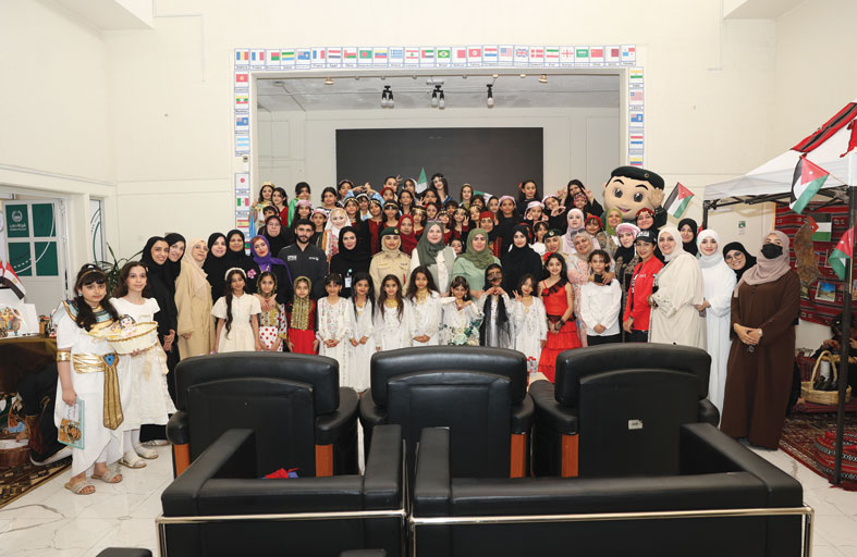 شرطة دبي تحتفي باليوم العالمي للتنوع الثقافي من أجل الحوار والتنمية