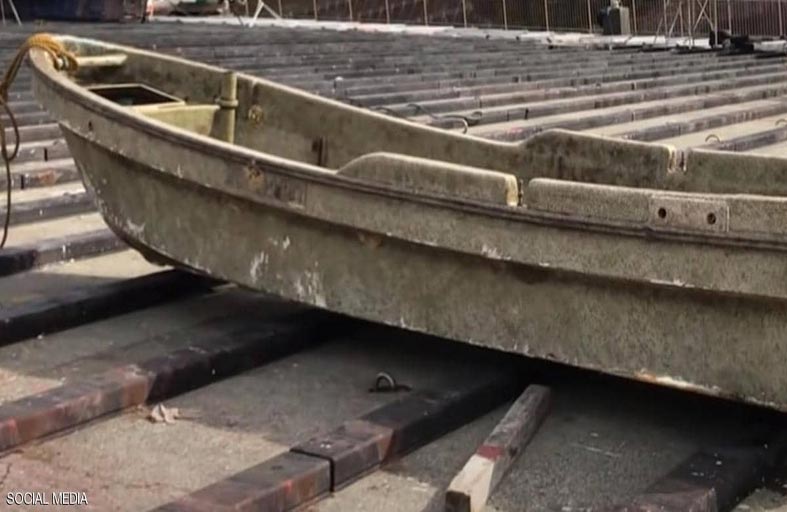 القارب العجيب.. اختفى 10 سنوات وعاد بـ مفاجأة كبرى