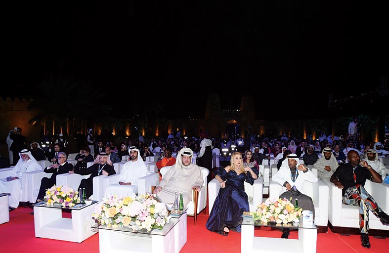 سعيد بن طحنون يشيد بالقائمين على المهرجان ويعلن عالميته بعد أربع دورات من النجاح 